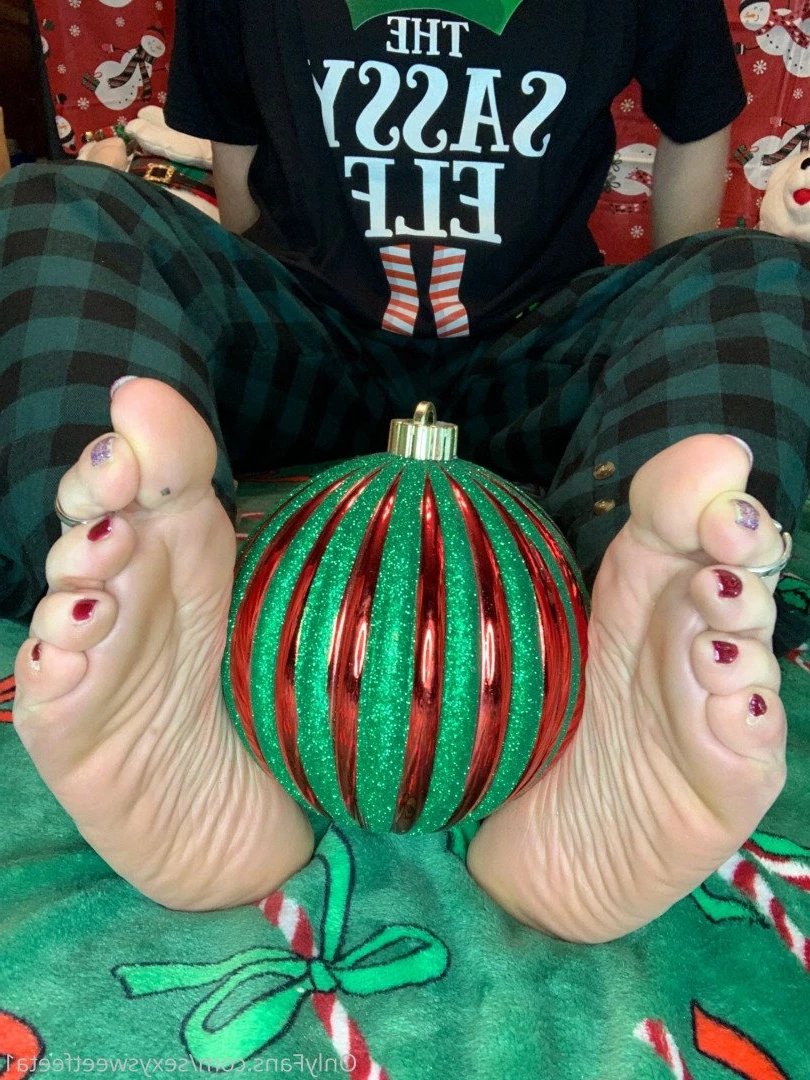 sexysweetfeetana [ sexysweetfeeta1 ] Onlyfans leaked photo 2722941 on Hotleaks.tv