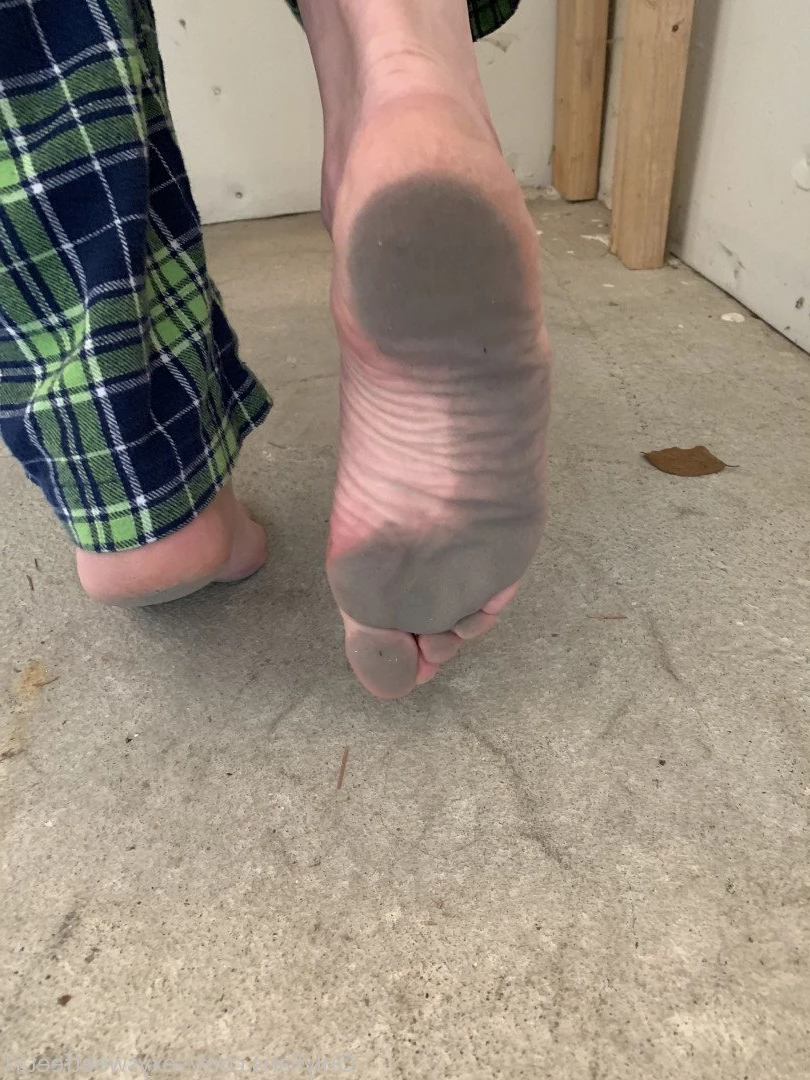 sexysweetfeetana [ sexysweetfeeta1 ] Onlyfans leaked photo 2722963 on Hotleaks.tv