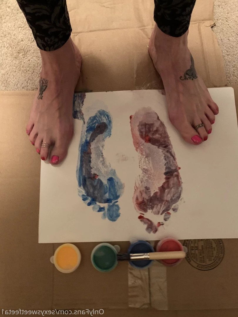 sexysweetfeetana [ sexysweetfeeta1 ] Onlyfans leaked photo 2723190 on Hotleaks.tv