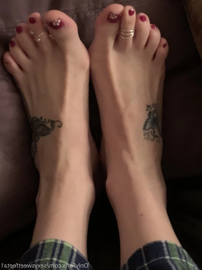 sexysweetfeetana [ sexysweetfeeta1 ] Onlyfans leaked photo 2723299 on Hotleaks.tv
