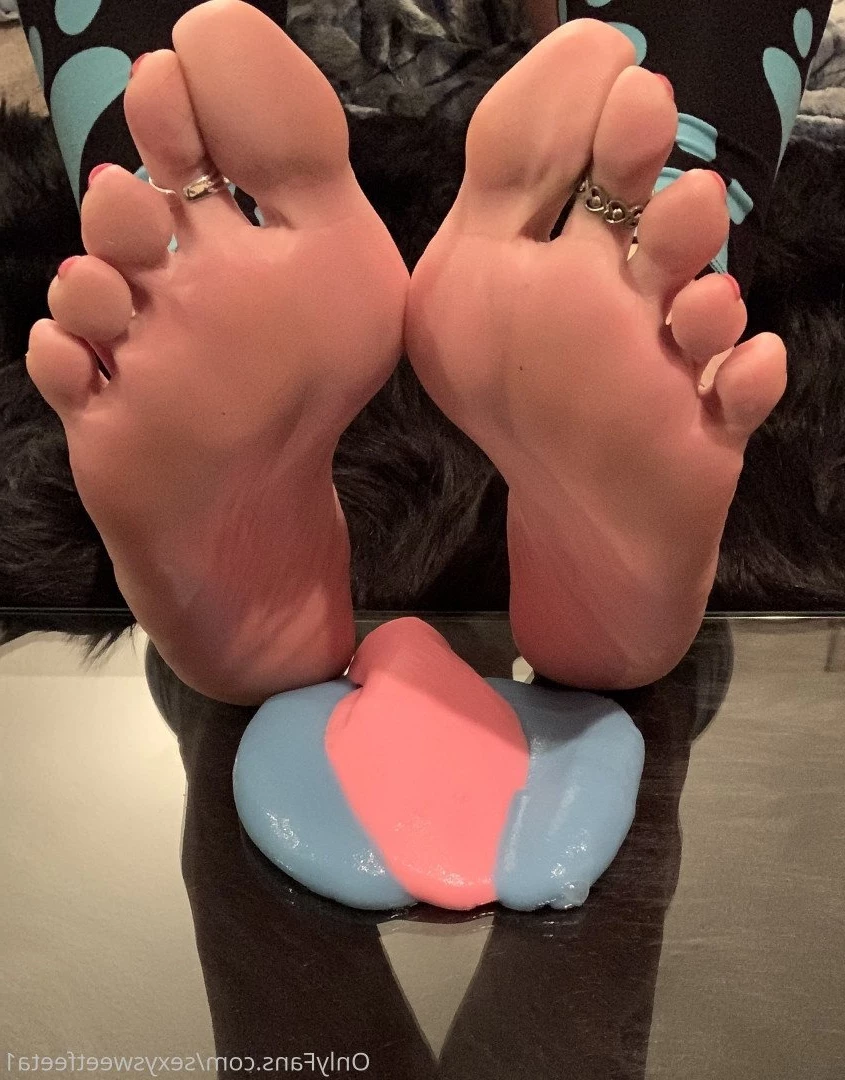 sexysweetfeetana [ sexysweetfeeta1 ] Onlyfans leaked photo 2723407 on Hotleaks.tv
