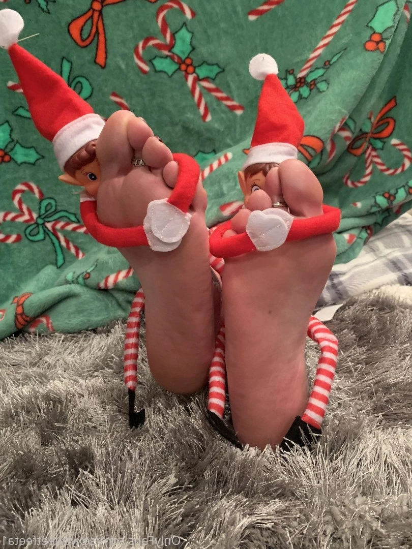 sexysweetfeetana [ sexysweetfeeta1 ] Onlyfans leaked photo 2725179 on Hotleaks.tv