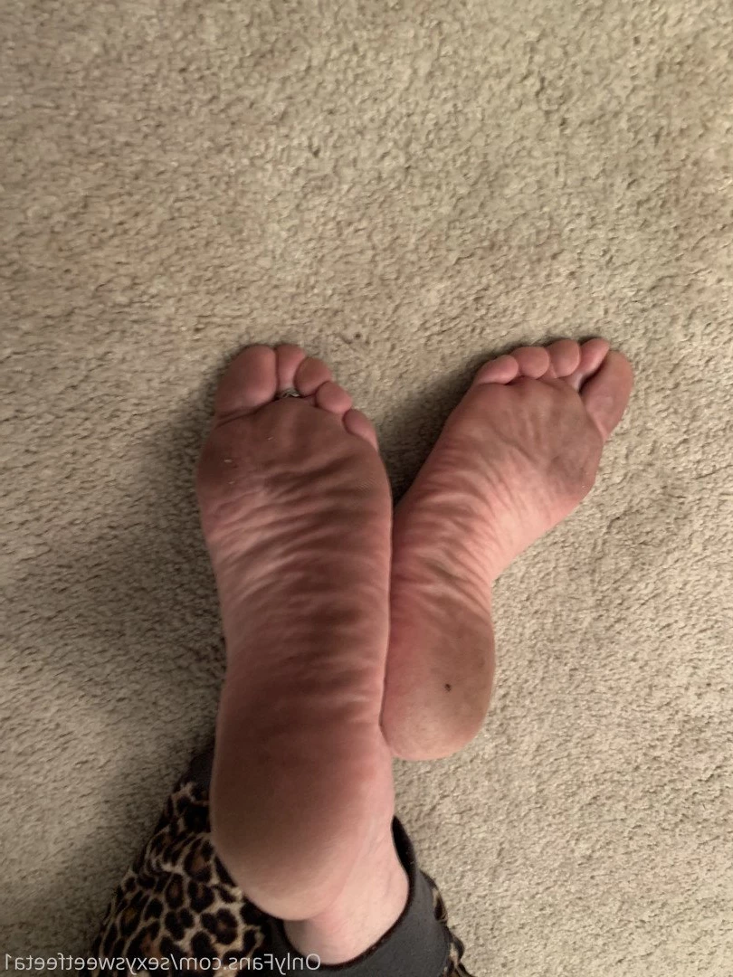 sexysweetfeetana [ sexysweetfeeta1 ] Onlyfans leaked photo 2725218 on Hotleaks.tv