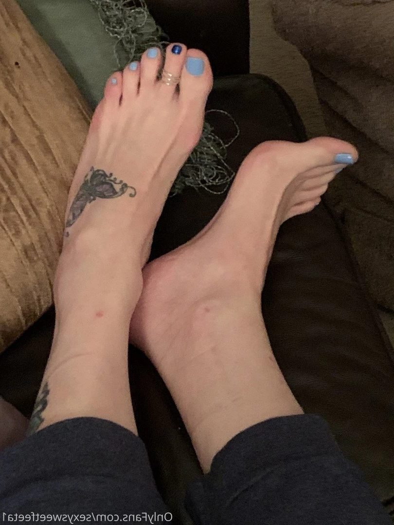 sexysweetfeetana [ sexysweetfeeta1 ] Onlyfans leaked photo 2725702 on Hotleaks.tv