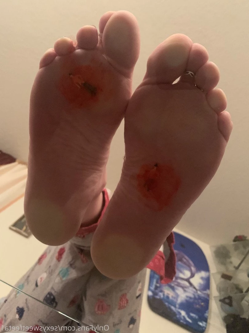 sexysweetfeetana [ sexysweetfeeta1 ] Onlyfans leaked photo 2726018 on Hotleaks.tv