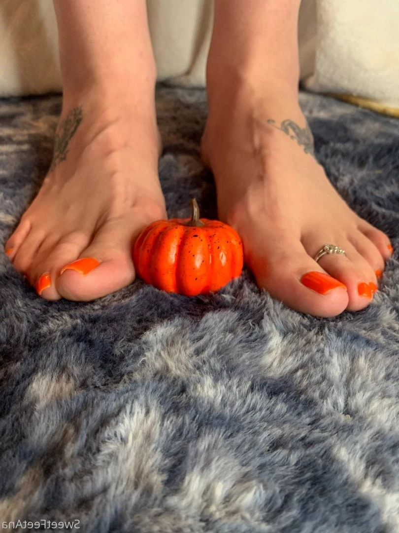 sexysweetfeetana [ sexysweetfeeta1 ] Onlyfans leaked photo 2726296 on Hotleaks.tv