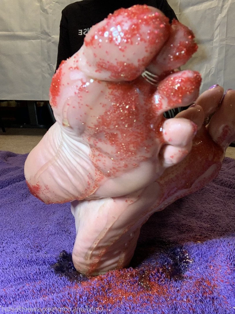 sexysweetfeetana [ sexysweetfeeta1 ] Onlyfans leaked photo 2726849 on Hotleaks.tv