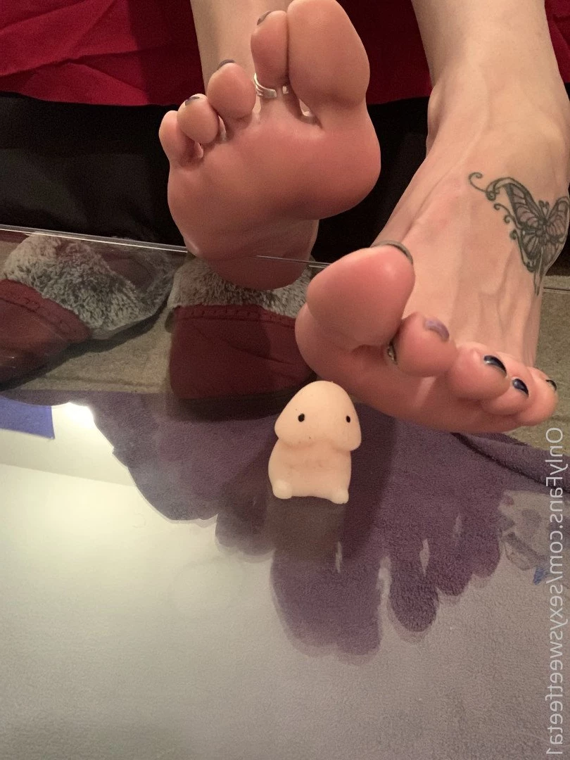 sexysweetfeetana [ sexysweetfeeta1 ] Onlyfans leaked photo 2727325 on Hotleaks.tv