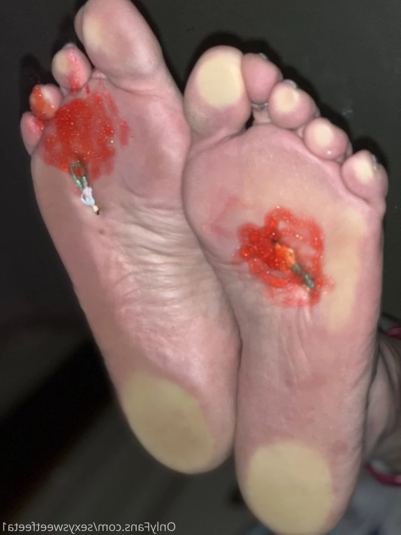 sexysweetfeetana [ sexysweetfeeta1 ] Onlyfans leaked photo 2727588 on Hotleaks.tv