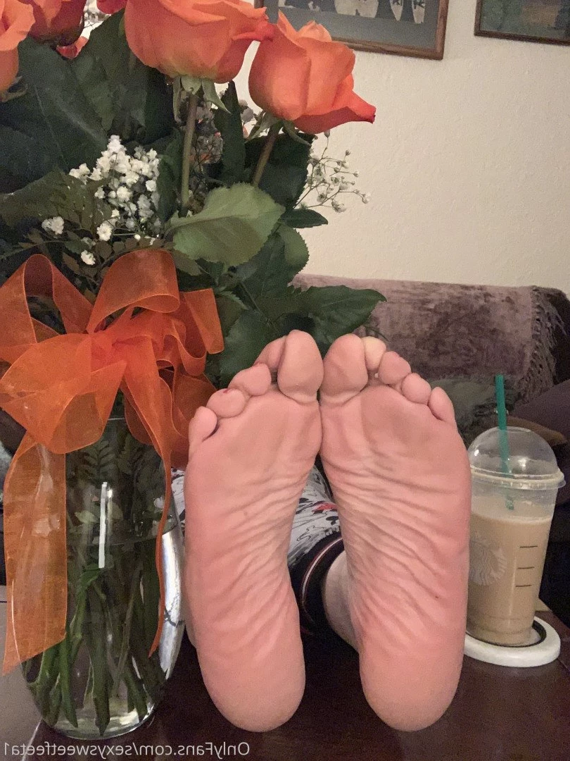 sexysweetfeetana [ sexysweetfeeta1 ] Onlyfans leaked photo 2727995 on Hotleaks.tv