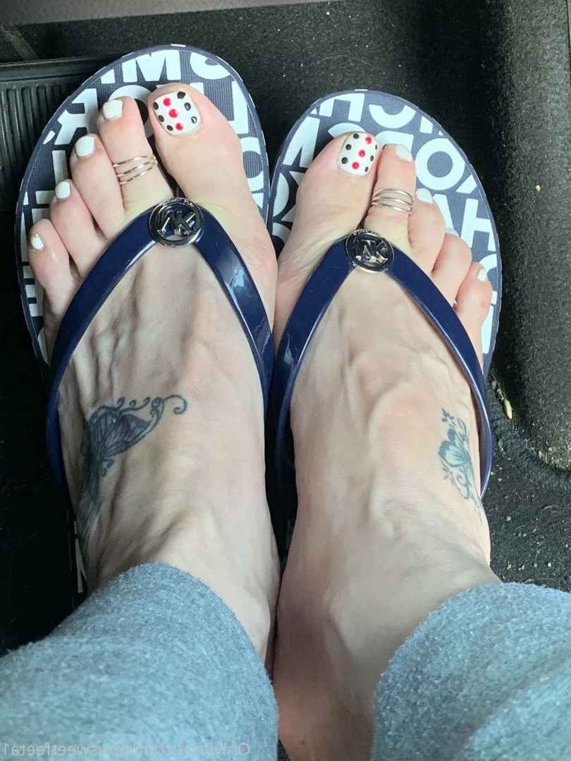 sexysweetfeetana [ sexysweetfeeta1 ] Onlyfans leaked photo 2728990 on Hotleaks.tv