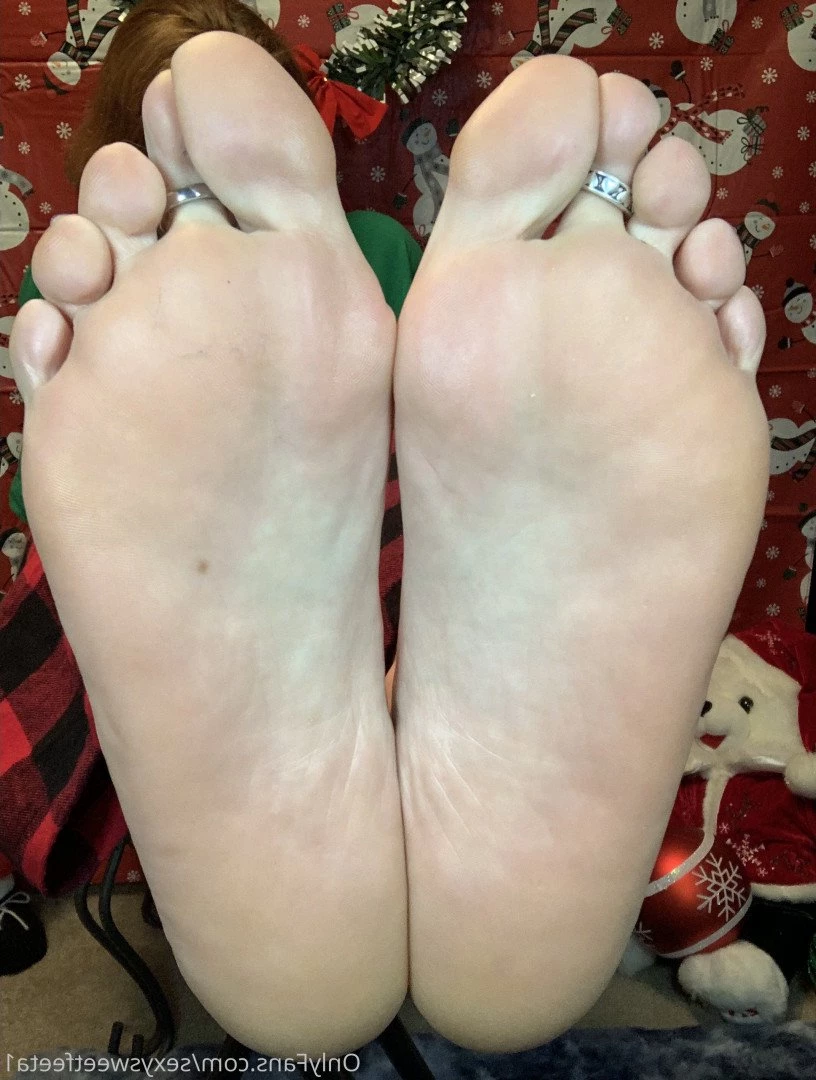 sexysweetfeetana [ sexysweetfeeta1 ] Onlyfans leaked photo 2729412 on Hotleaks.tv