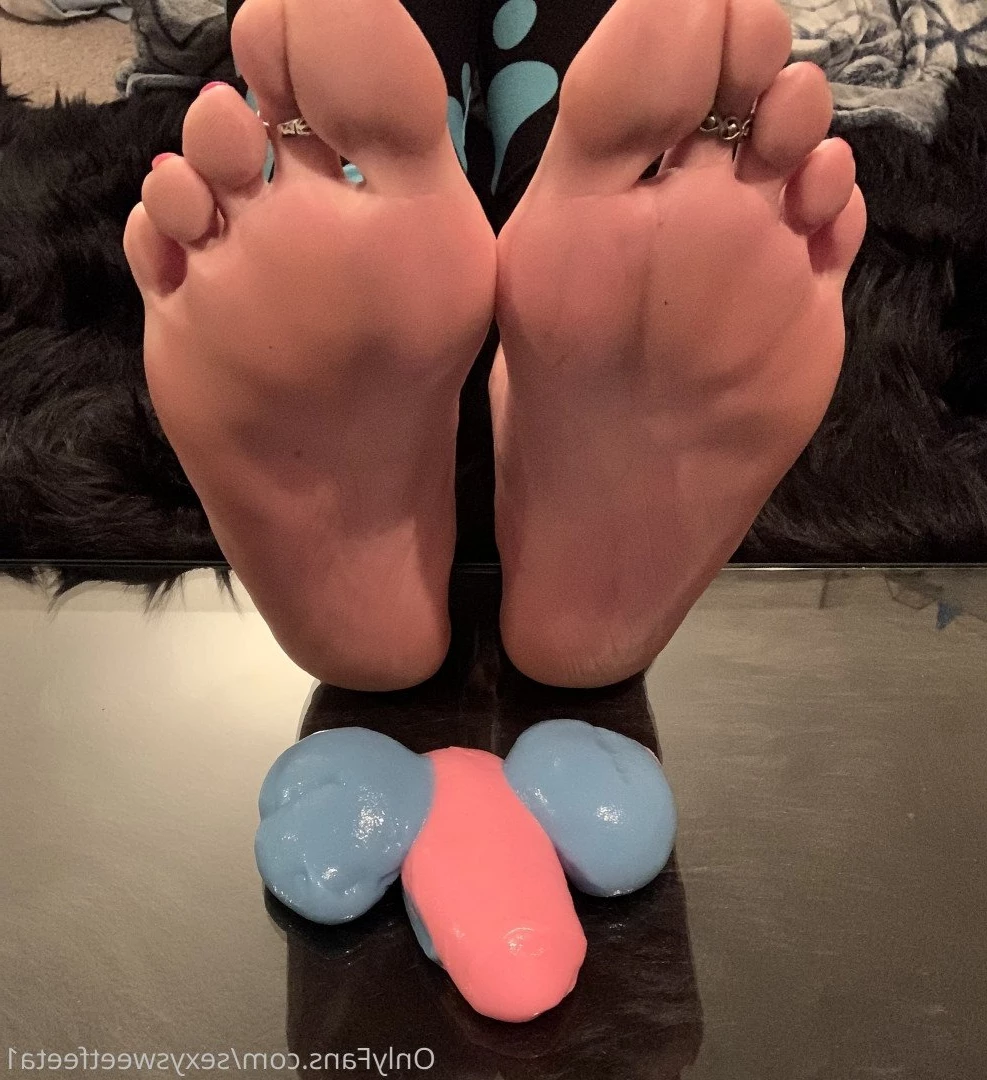 sexysweetfeetana [ sexysweetfeeta1 ] Onlyfans leaked photo 2729557 on Hotleaks.tv