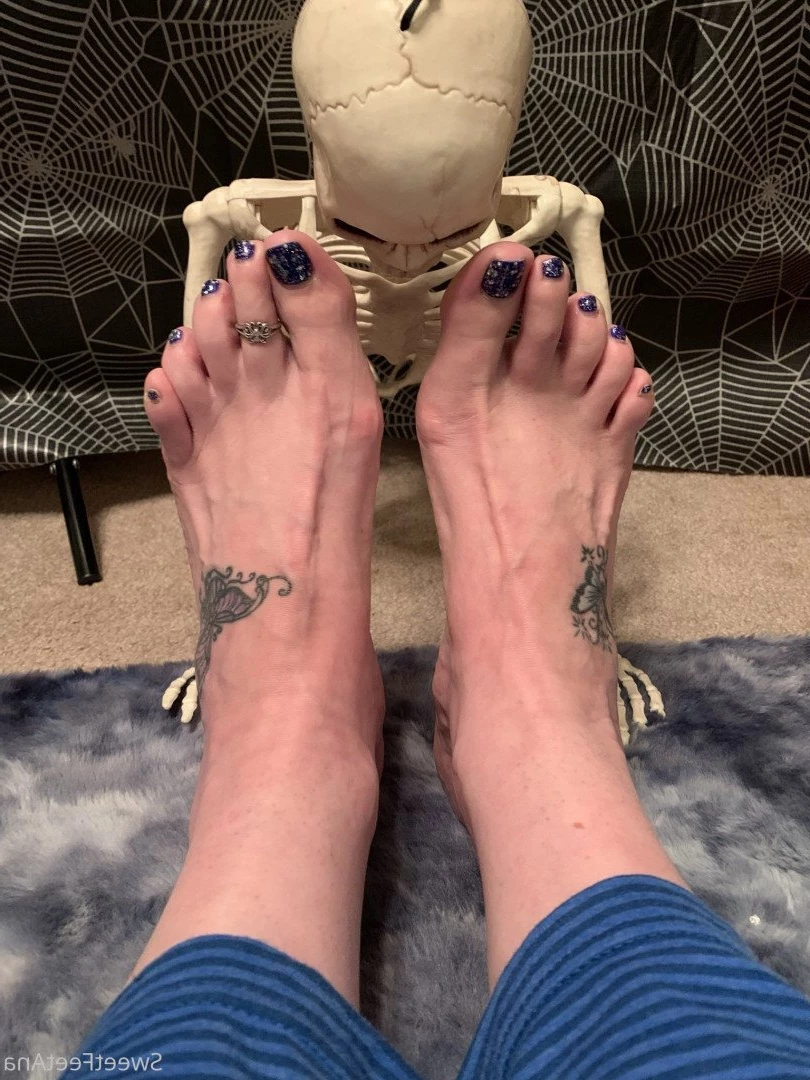 sexysweetfeetana [ sexysweetfeeta1 ] Onlyfans leaked photo 2729669 on Hotleaks.tv