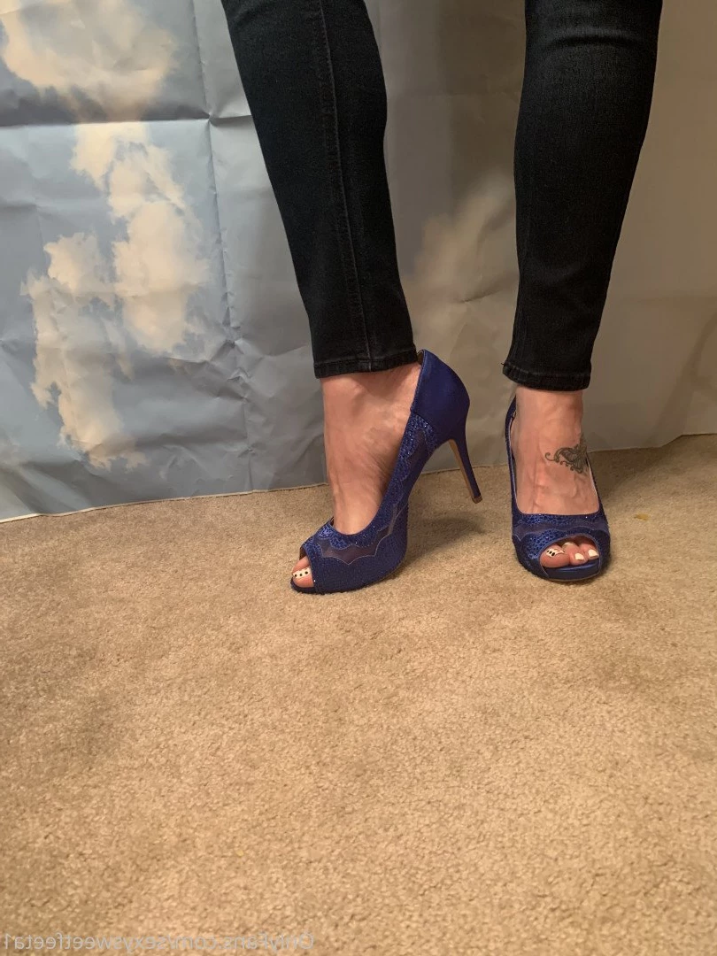 sexysweetfeetana [ sexysweetfeeta1 ] Onlyfans leaked photo 2729960 on Hotleaks.tv