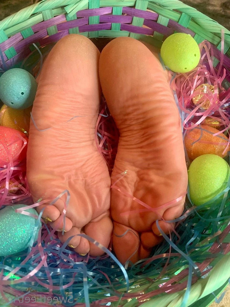 sexysweetfeetana [ sexysweetfeeta1 ] Onlyfans leaked photo 2730570 on Hotleaks.tv