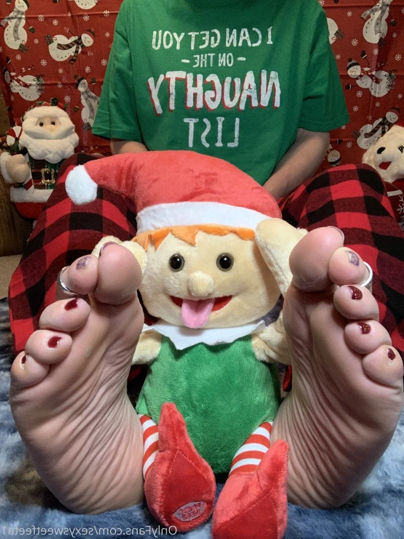 sexysweetfeetana [ sexysweetfeeta1 ] Onlyfans leaked photo 2730973 on Hotleaks.tv
