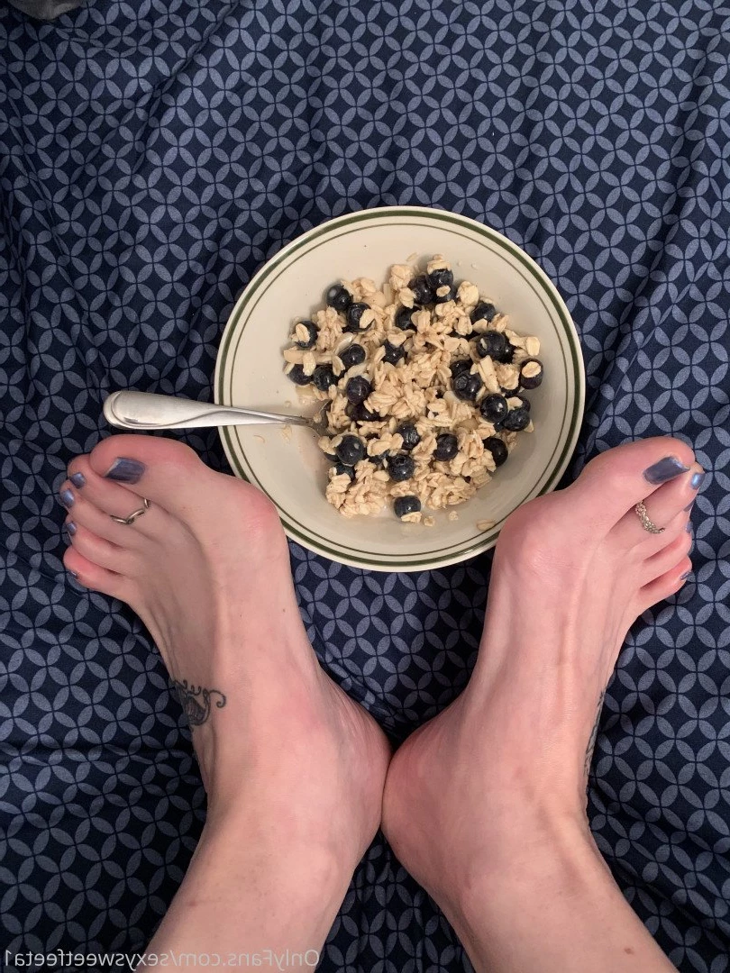 sexysweetfeetana [ sexysweetfeeta1 ] Onlyfans leaked photo 2731251 on Hotleaks.tv