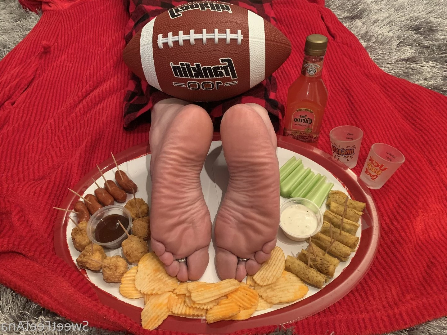 sexysweetfeetana [ sexysweetfeeta1 ] Onlyfans leaked photo 2731354 on Hotleaks.tv