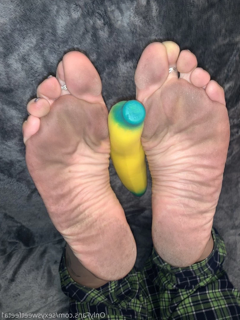 sexysweetfeetana [ sexysweetfeeta1 ] Onlyfans leaked photo 2731415 on Hotleaks.tv
