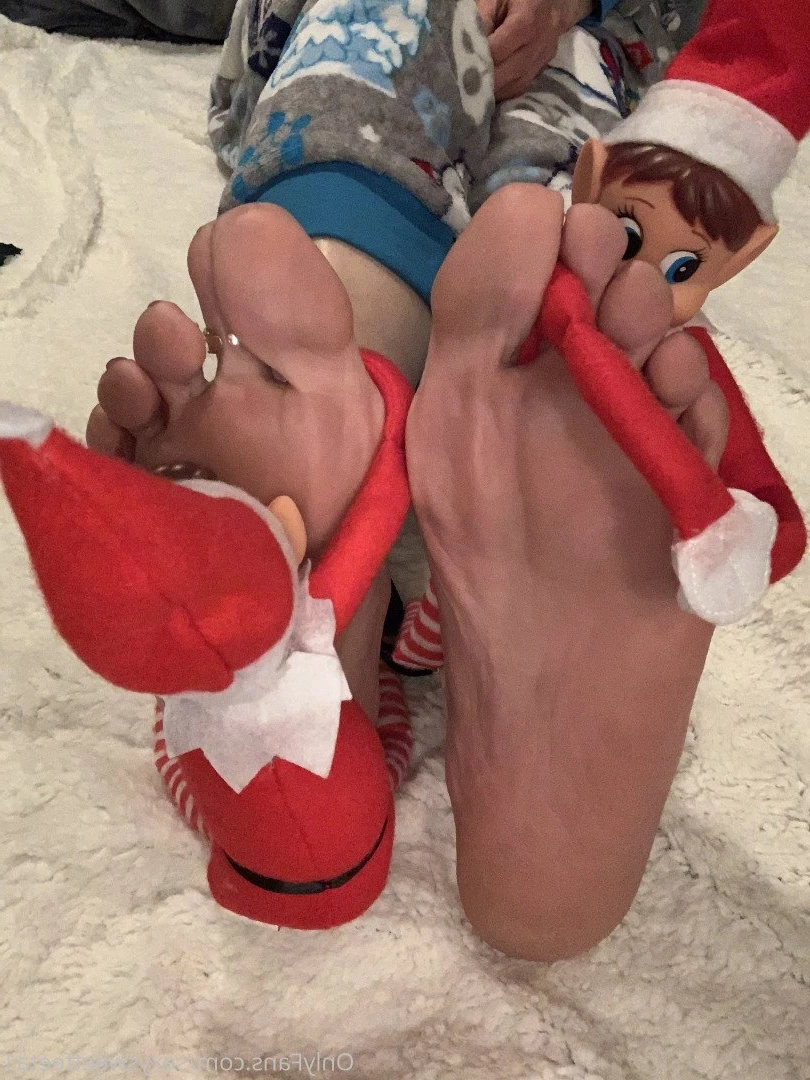 sexysweetfeetana [ sexysweetfeeta1 ] Onlyfans leaked photo 2731445 on Hotleaks.tv