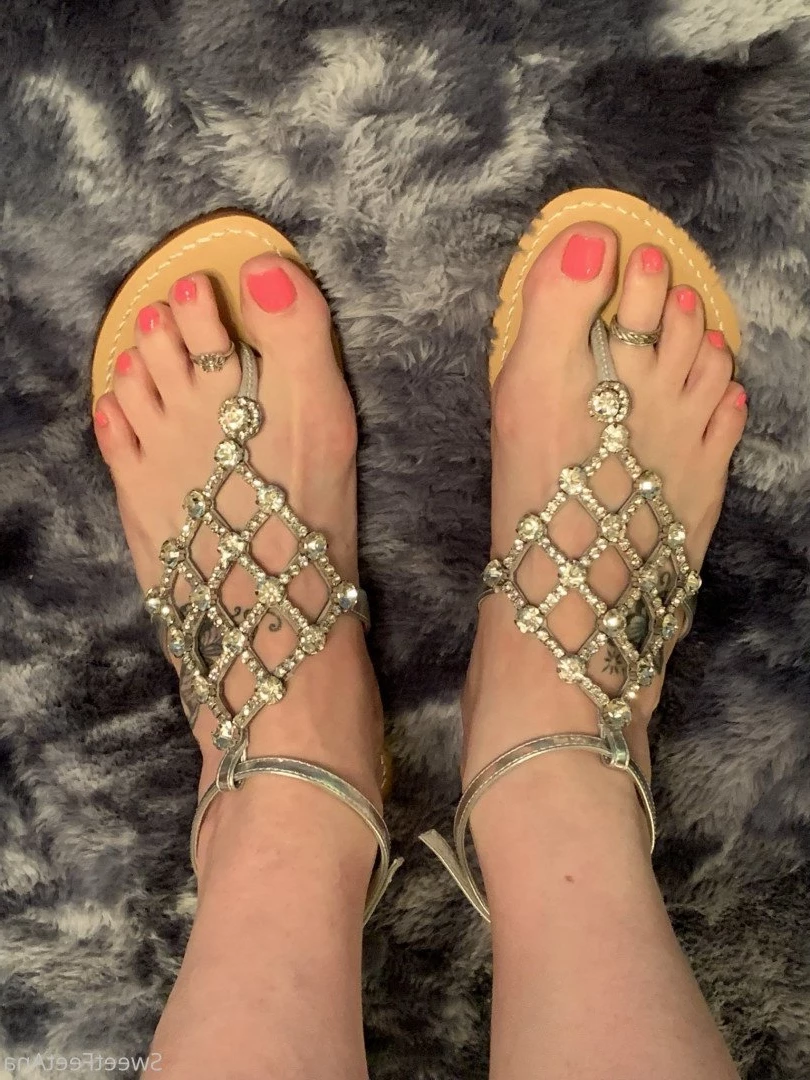 sexysweetfeetana [ sexysweetfeeta1 ] Onlyfans leaked photo 2731863 on Hotleaks.tv