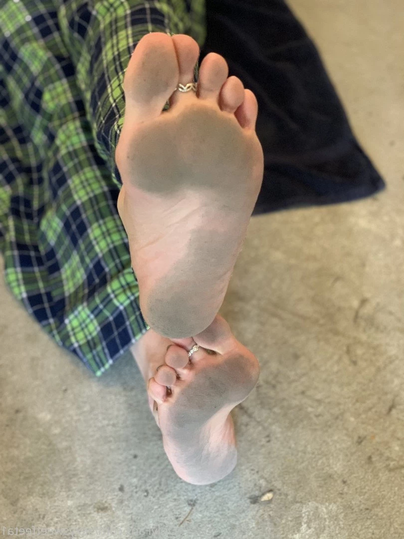 sexysweetfeetana [ sexysweetfeeta1 ] Onlyfans leaked photo 2731894 on Hotleaks.tv