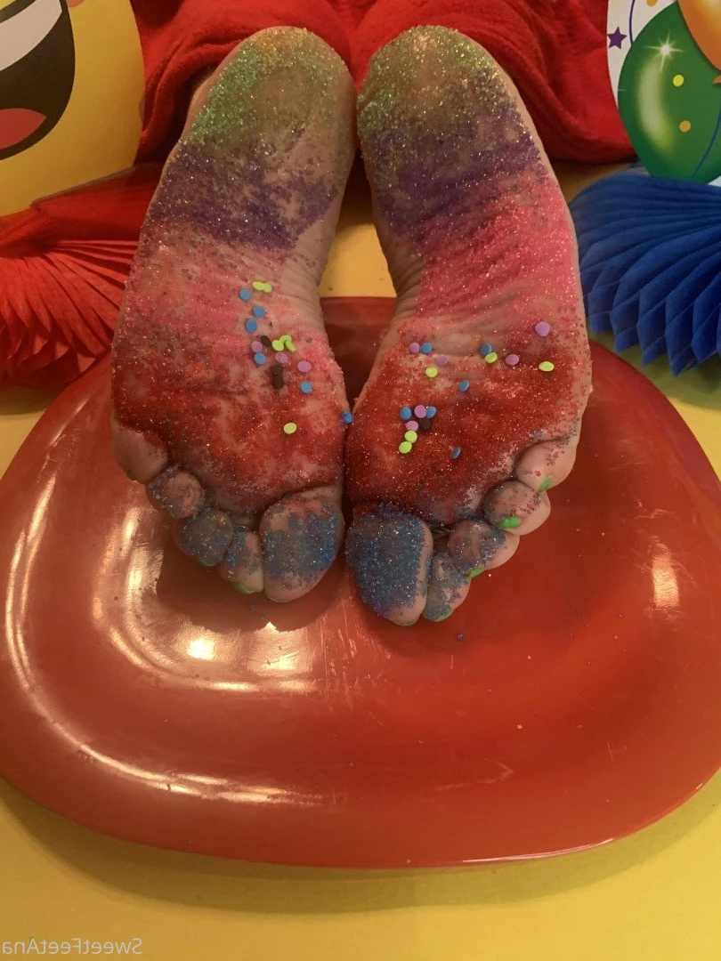 sexysweetfeetana [ sexysweetfeeta1 ] Onlyfans leaked photo 2732167 on Hotleaks.tv