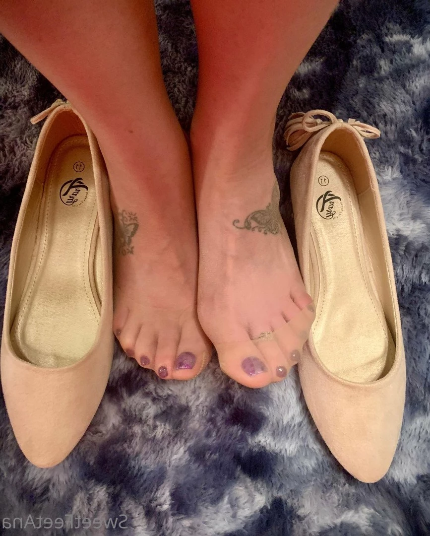 sexysweetfeetana [ sexysweetfeeta1 ] Onlyfans leaked photo 2732296 on Hotleaks.tv