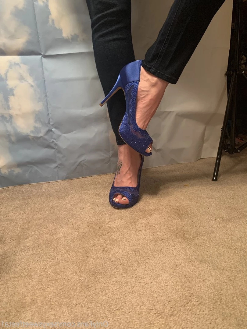 sexysweetfeetana [ sexysweetfeeta1 ] Onlyfans leaked photo 2732347 on Hotleaks.tv