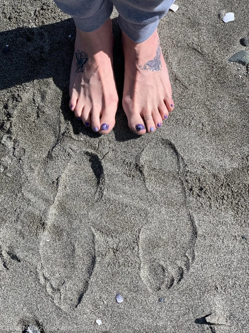 sexysweetfeetana [ sexysweetfeeta1 ] Onlyfans leaked photo 2732470 on Hotleaks.tv