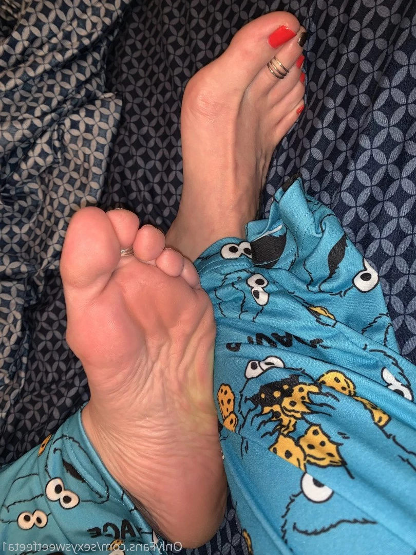 sexysweetfeetana [ sexysweetfeeta1 ] Onlyfans leaked photo 2732899 on Hotleaks.tv