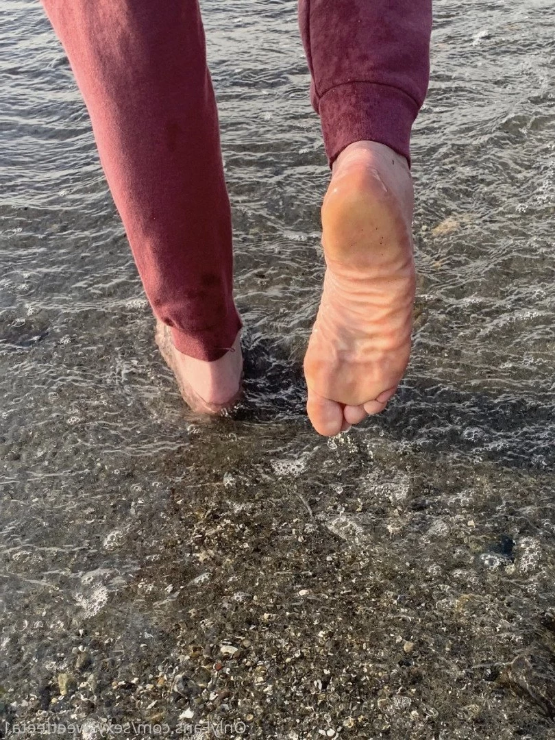 sexysweetfeetana [ sexysweetfeeta1 ] Onlyfans leaked photo 2733099 on Hotleaks.tv
