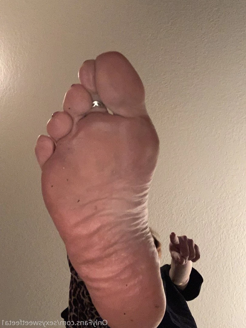 sexysweetfeetana [ sexysweetfeeta1 ] Onlyfans leaked photo 2733385 on Hotleaks.tv