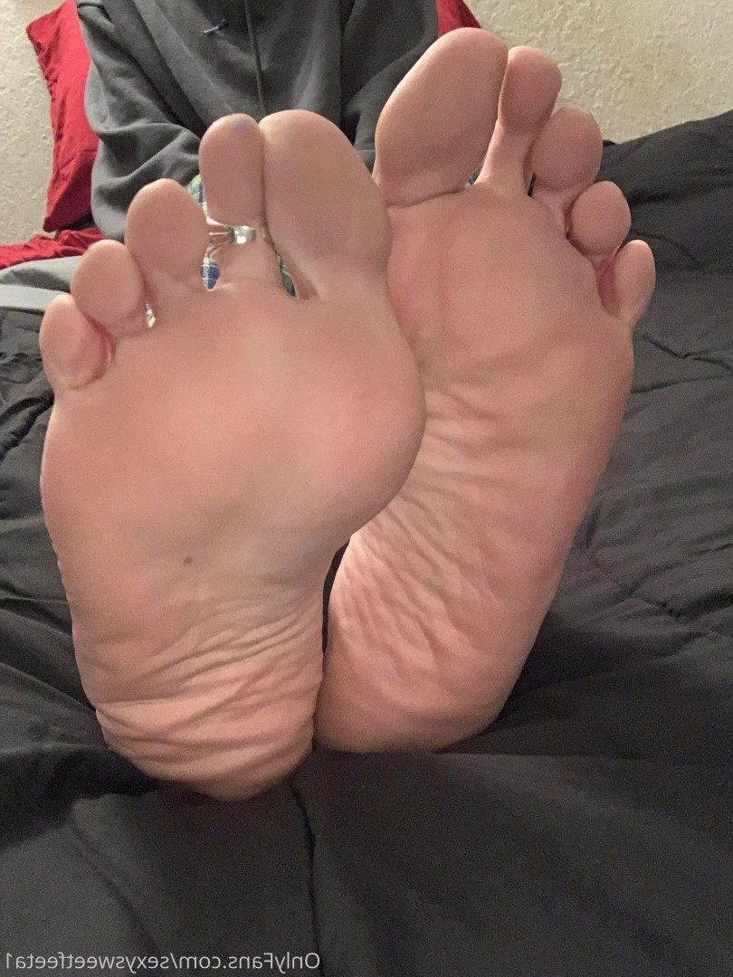 sexysweetfeetana [ sexysweetfeeta1 ] Onlyfans leaked photo 2733977 on Hotleaks.tv