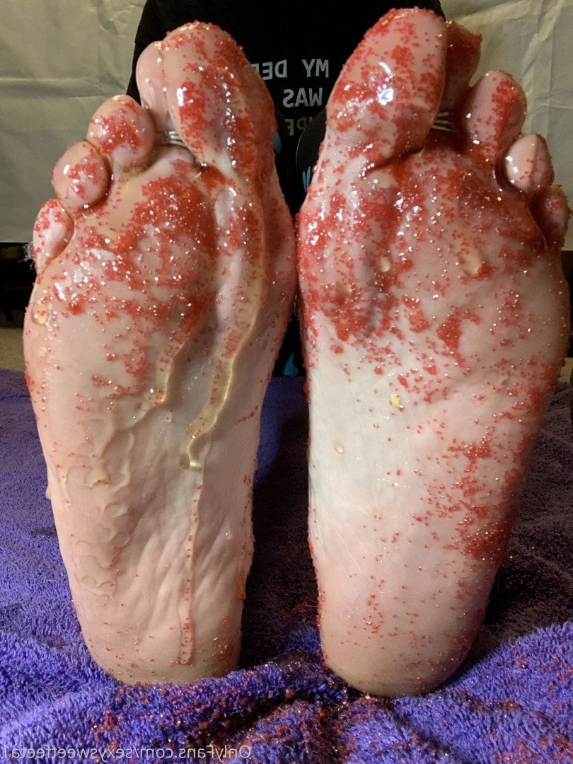 sexysweetfeetana [ sexysweetfeeta1 ] Onlyfans leaked photo 2734583 on Hotleaks.tv