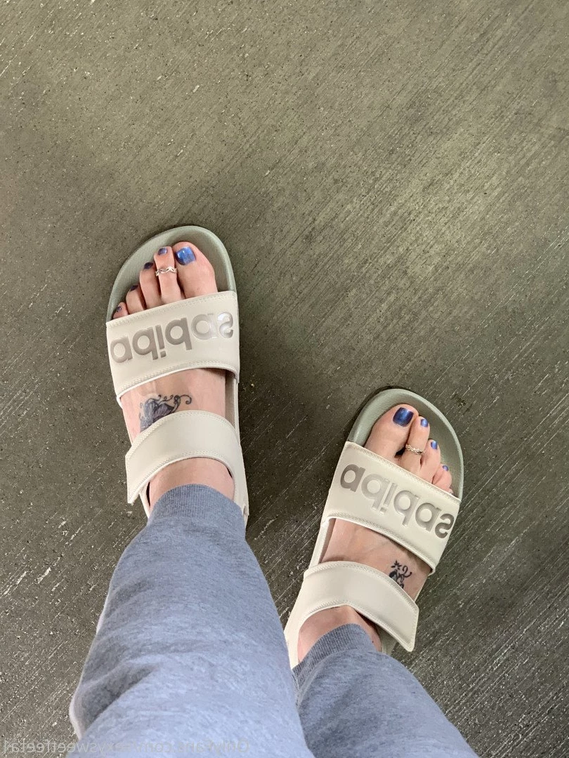 sexysweetfeetana [ sexysweetfeeta1 ] Onlyfans leaked photo 2734941 on Hotleaks.tv