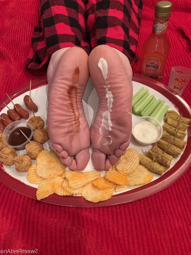 sexysweetfeetana [ sexysweetfeeta1 ] Onlyfans leaked photo 2735048 on Hotleaks.tv