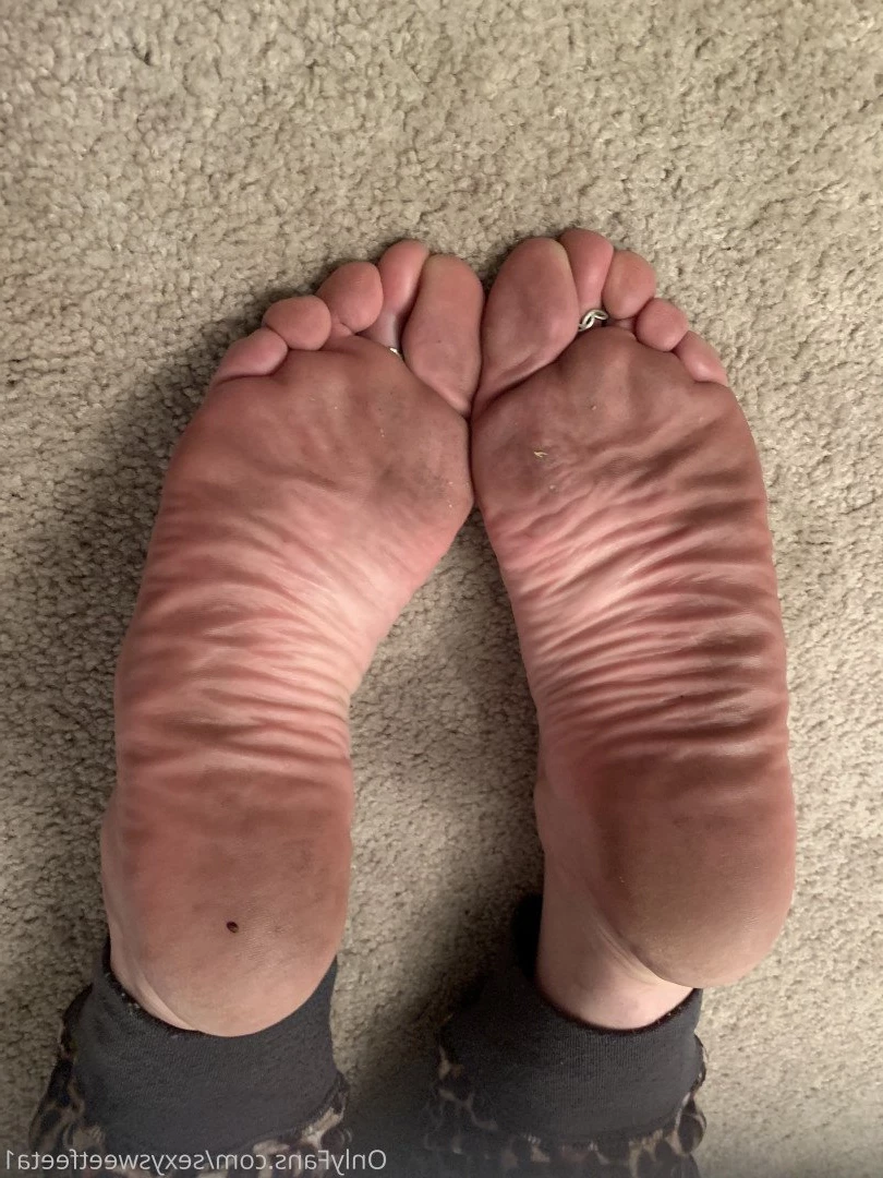 sexysweetfeetana [ sexysweetfeeta1 ] Onlyfans leaked photo 2735805 on Hotleaks.tv