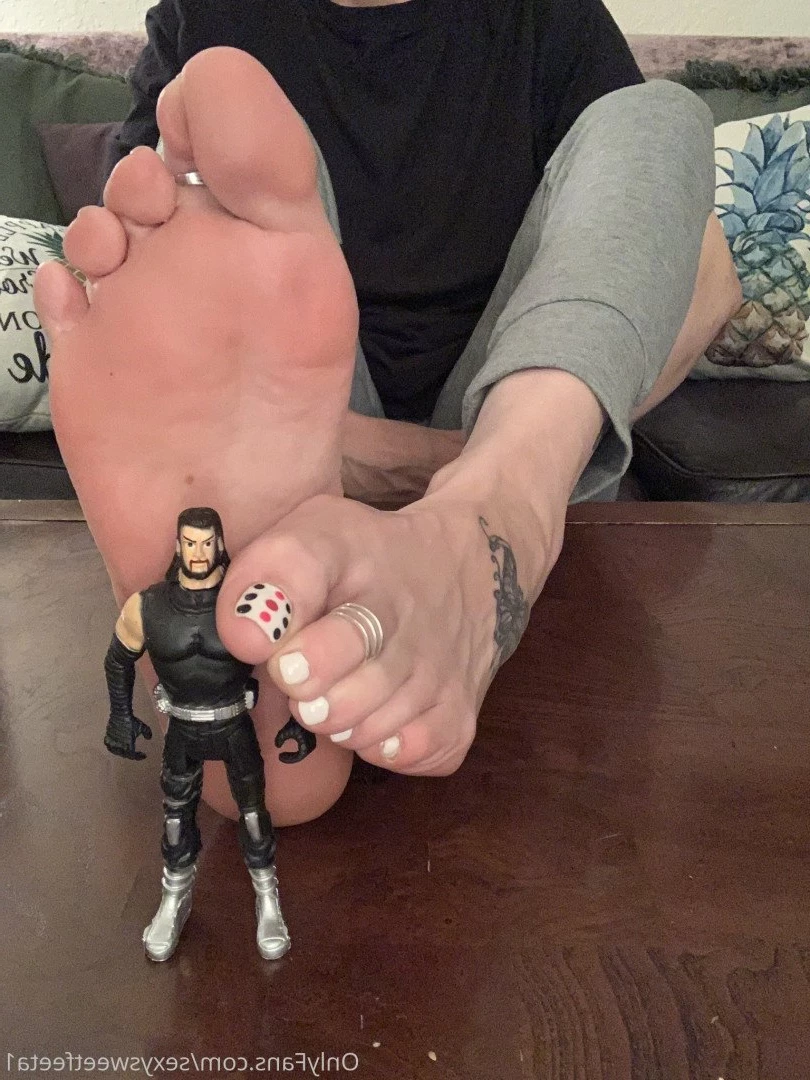 sexysweetfeetana [ sexysweetfeeta1 ] Onlyfans leaked photo 2736093 on Hotleaks.tv