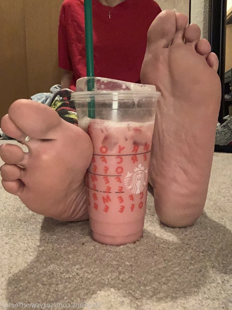 sexysweetfeetana [ sexysweetfeeta1 ] Onlyfans leaked photo 2736242 on Hotleaks.tv