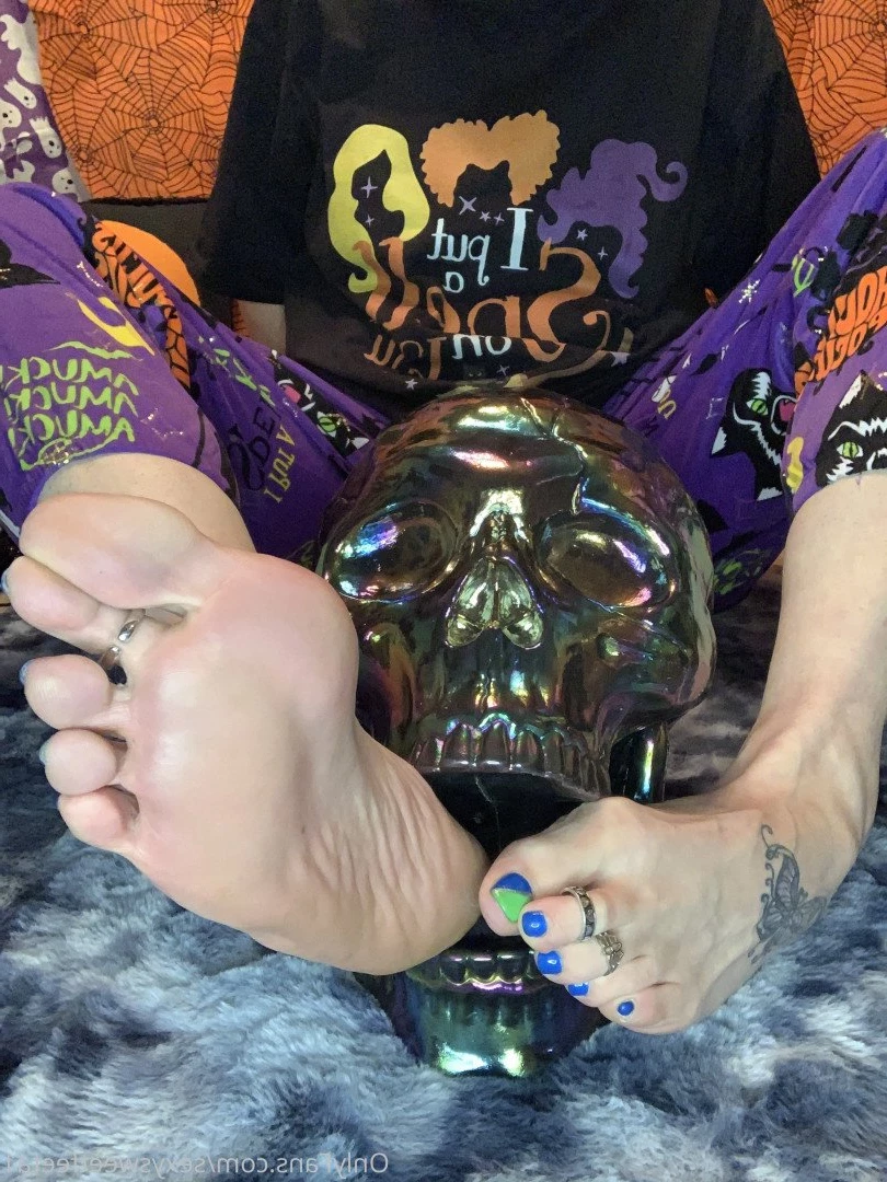 sexysweetfeetana [ sexysweetfeeta1 ] Onlyfans leaked photo 2736439 on Hotleaks.tv