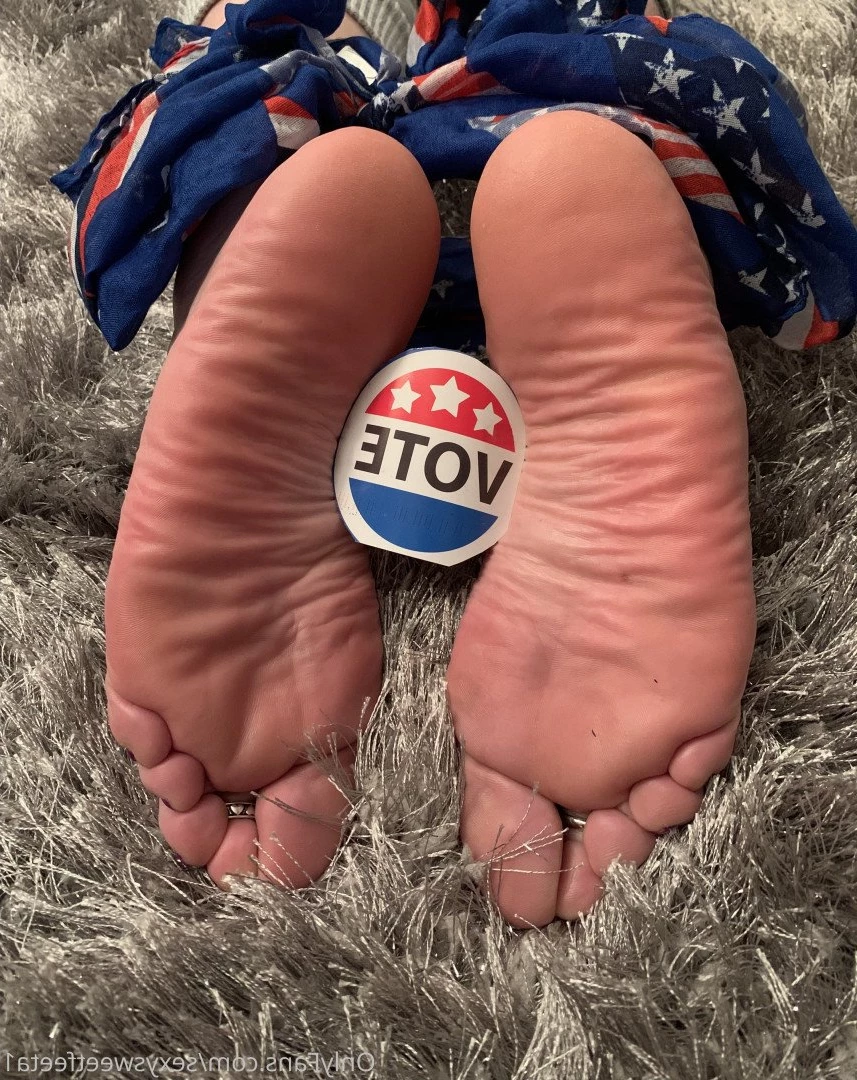 sexysweetfeetana [ sexysweetfeeta1 ] Onlyfans leaked photo 2736542 on Hotleaks.tv
