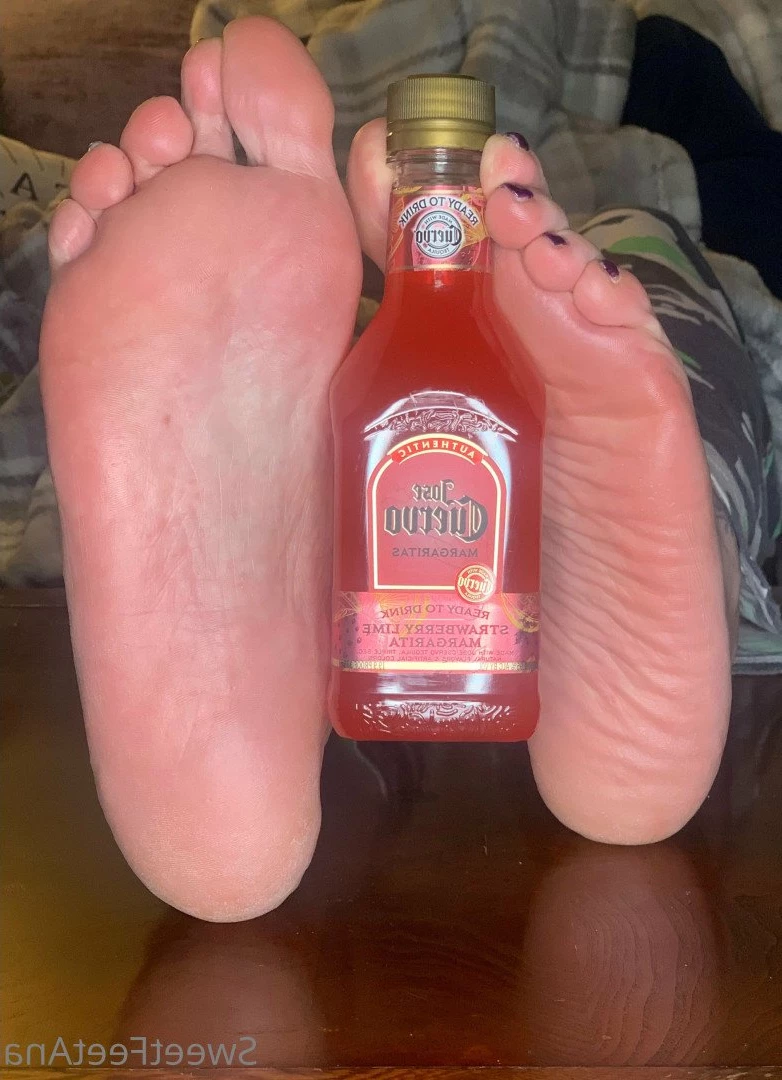 sexysweetfeetana [ sexysweetfeeta1 ] Onlyfans leaked photo 2737577 on Hotleaks.tv