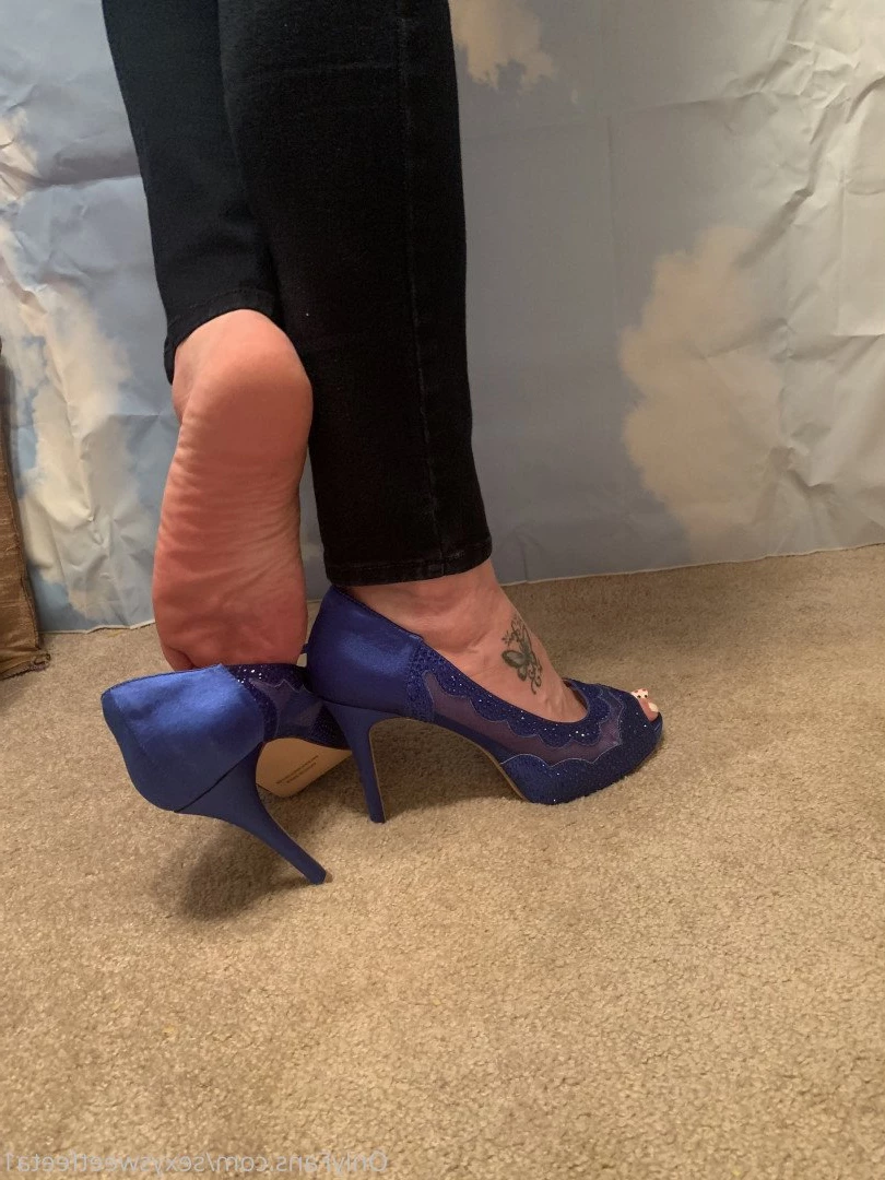 sexysweetfeetana [ sexysweetfeeta1 ] Onlyfans leaked photo 2739170 on Hotleaks.tv