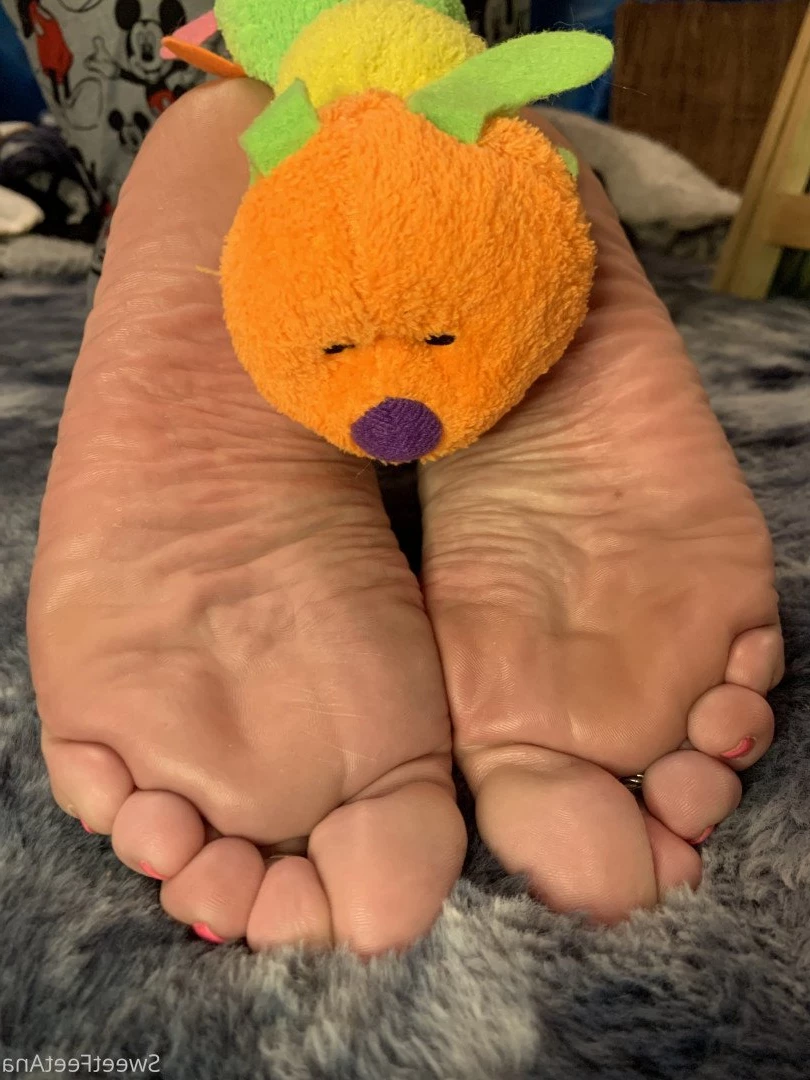 sexysweetfeetana [ sexysweetfeeta1 ] Onlyfans leaked photo 2739980 on Hotleaks.tv