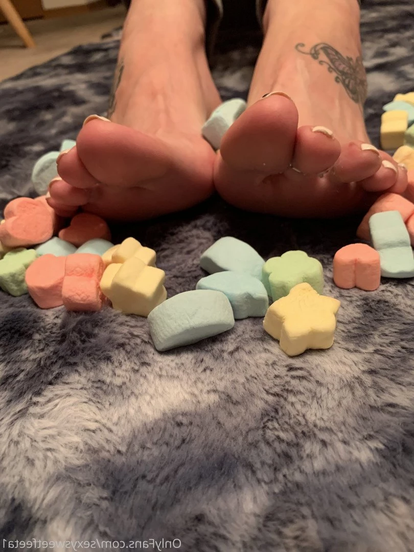sexysweetfeetana [ sexysweetfeeta1 ] Onlyfans leaked photo 2740193 on Hotleaks.tv