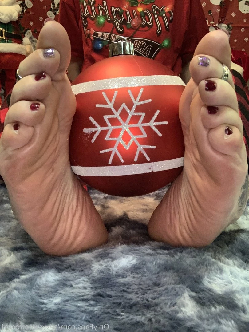 sexysweetfeetana [ sexysweetfeeta1 ] Onlyfans leaked photo 2740448 on Hotleaks.tv