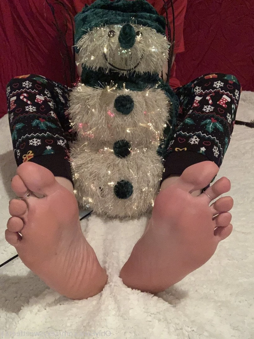 sexysweetfeetana [ sexysweetfeeta1 ] Onlyfans leaked photo 2741725 on Hotleaks.tv