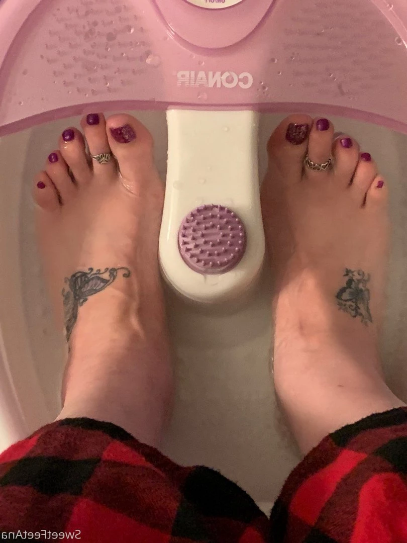 sexysweetfeetana [ sexysweetfeeta1 ] Onlyfans leaked photo 2741746 on Hotleaks.tv